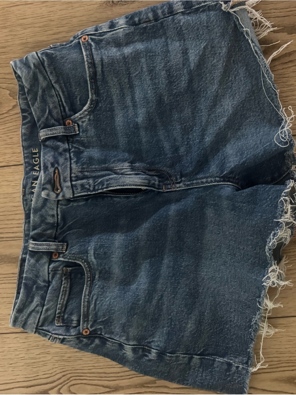 American Eagle Outfitters *curvy mom short* Washed Blue Frayed Hem Denim Shorts